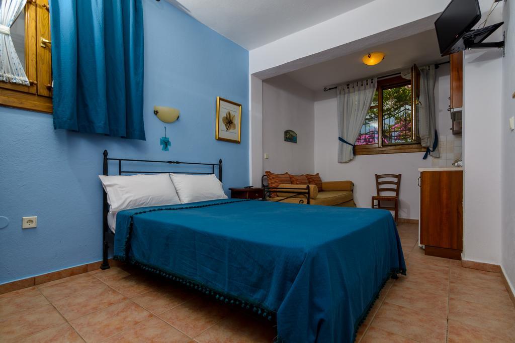 Niriides Hotel Ammouliani Exterior photo